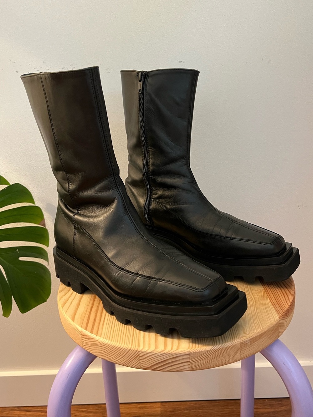 Alohas Block Black Chunky Leather Boots - Women's